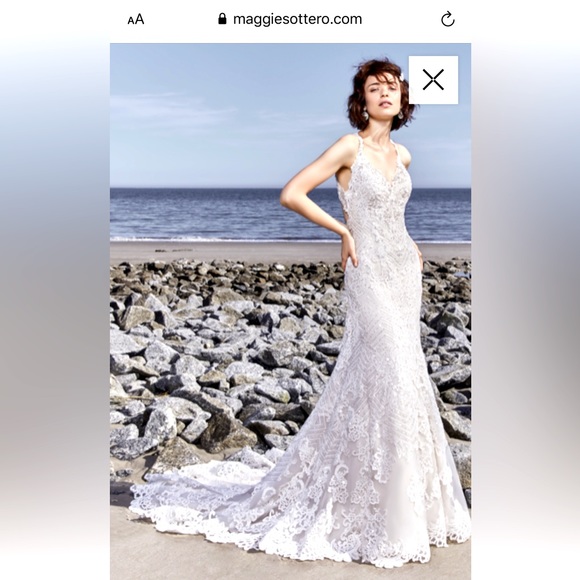 NEW! SOTTERO & MIDGLEY HOLDEN WEDDING DRESS - Picture 1 of 16